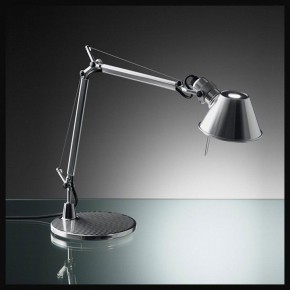 Настольная лампа офисная Artemide  A001300 в Глазове - glazov.mebel24.online | фото